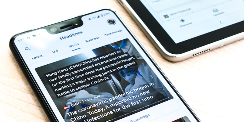 新闻编辑室正在策划体育深度专题报道的工作场景